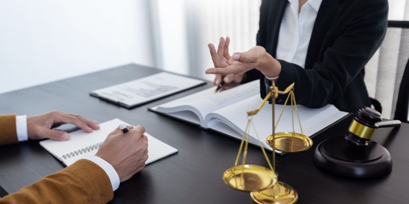 Thông tin từ bên thứ ba và giới hạn trách nhiệm